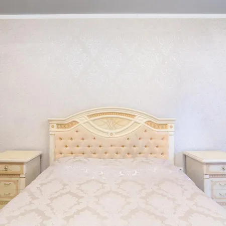 Deribasovskaya Apartment Odesa